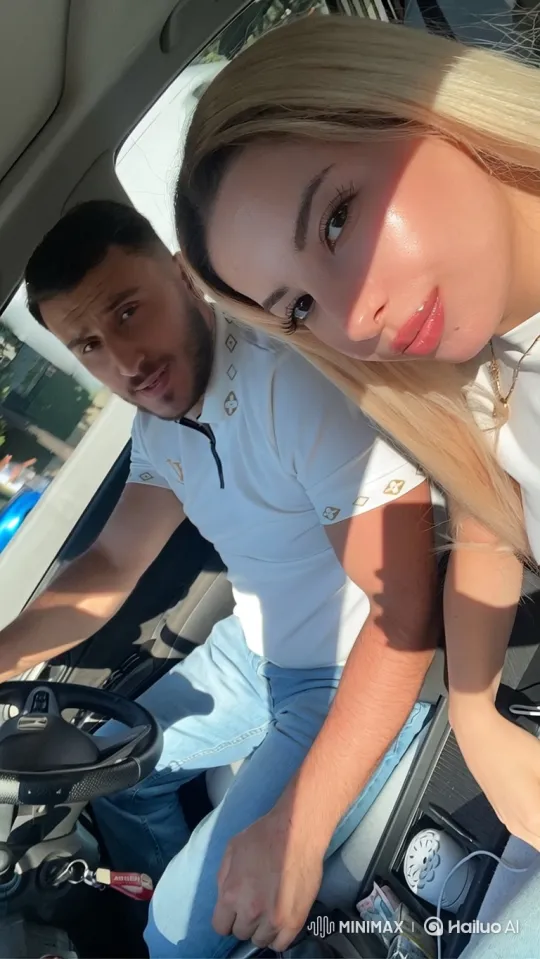 Family Embrace Captured on Vertical Video – AI Generated Video | Hailuo AI