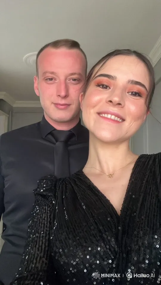 Family Portrait: Couple and Child Share Joyful Moment – AI Generated Video | Hailuo AI
