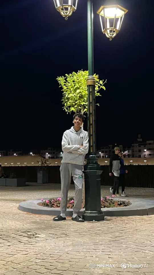 Man and Lamppost: Journey from City to Earth Orbit – AI Generated Video | Hailuo AI