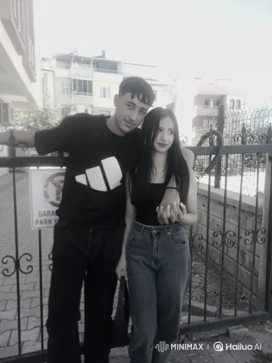 Couple and Daughter's Joyful Outdoor Embrace – AI Generated Video | Hailuo AI