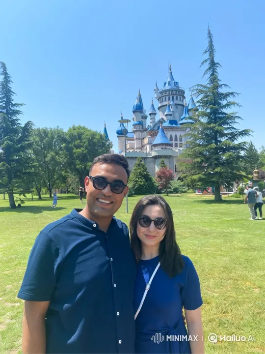 Family Embrace: Couple and Daughter's Joyful Summer Reunion – AI Generated Video | Hailuo AI