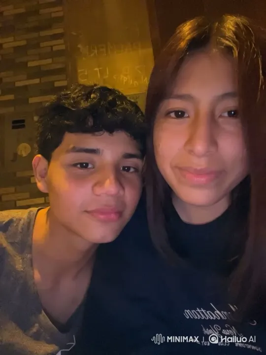 Family Portrait: Couple and Child in Cozy Moment – AI Generated Video | Hailuo AI