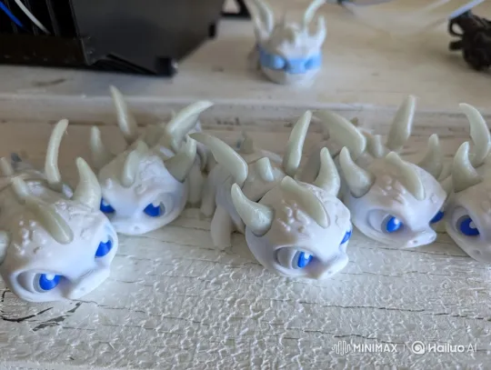 Animated 3D Printed Dragons Display Playful Behavior – AI Generated Video | Hailuo AI