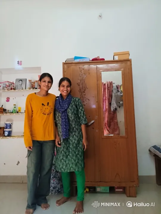 Young Women's Shift from Friendship to Conflict – AI Generated Video | Hailuo AI