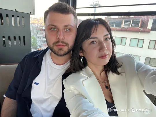 Young Family's Heartwarming Embrace Captured in Video – AI Generated Video | Hailuo AI