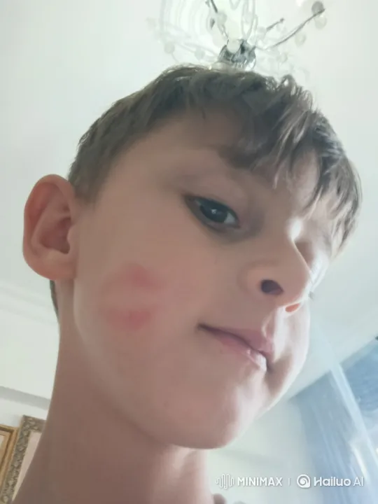 Boy's Face Follows Camera in Graceful Arc – AI Generated Video | Hailuo AI