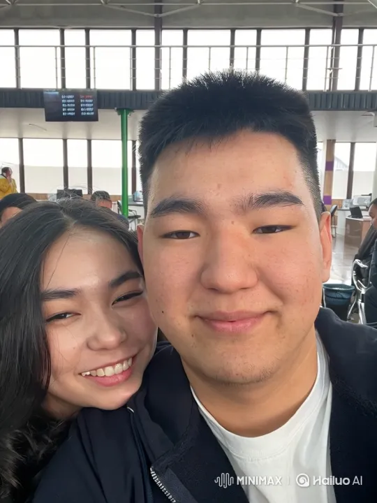 Family Harmony: Couple and Daughter's Loving Embrace – AI Generated Video | Hailuo AI