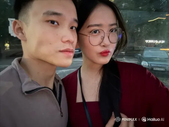Family Embrace Captured on Summer Evening – AI Generated Video | Hailuo AI