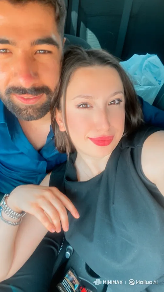 Family Reunion: Loving Embrace on a Summer Evening – AI Generated Video | Hailuo AI