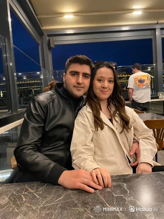 Family Embrace Captured on a Summer Evening – AI Generated Video | Hailuo AI