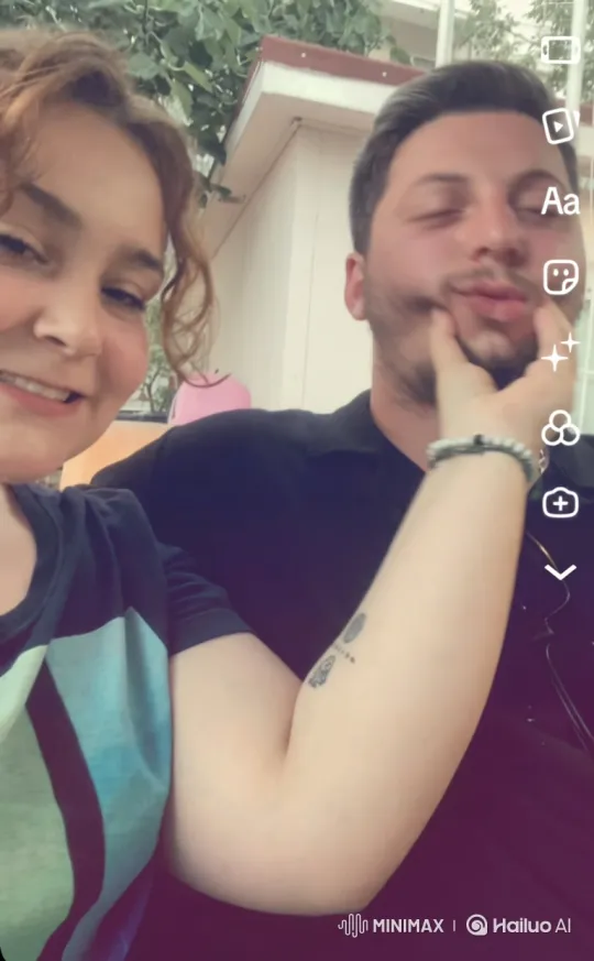 Family Embrace Captured in Intimate Summer Moment – AI Generated Video | Hailuo AI