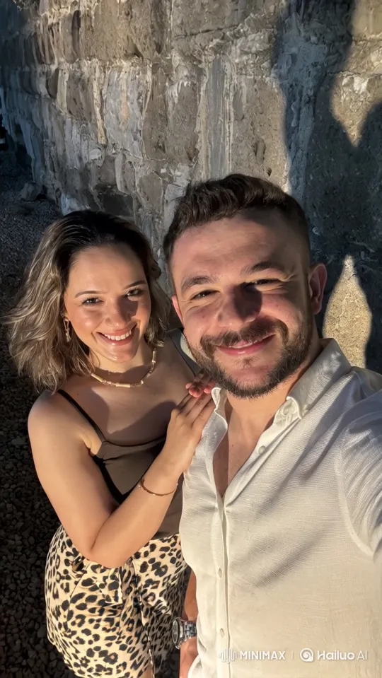 Family Embraces in Warm Sunlight with Joyful Hug – AI Generated Video | Hailuo AI