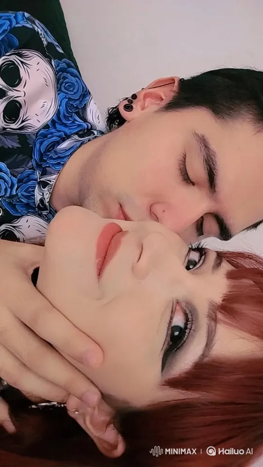 Family Embrace: A Tender Moment Shared – AI Generated Video | Hailuo AI