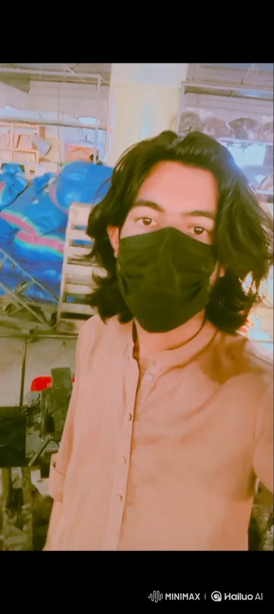 Young Person in Sepia Light with Slow Camera Push-In – AI Generated Video | Hailuo AI
