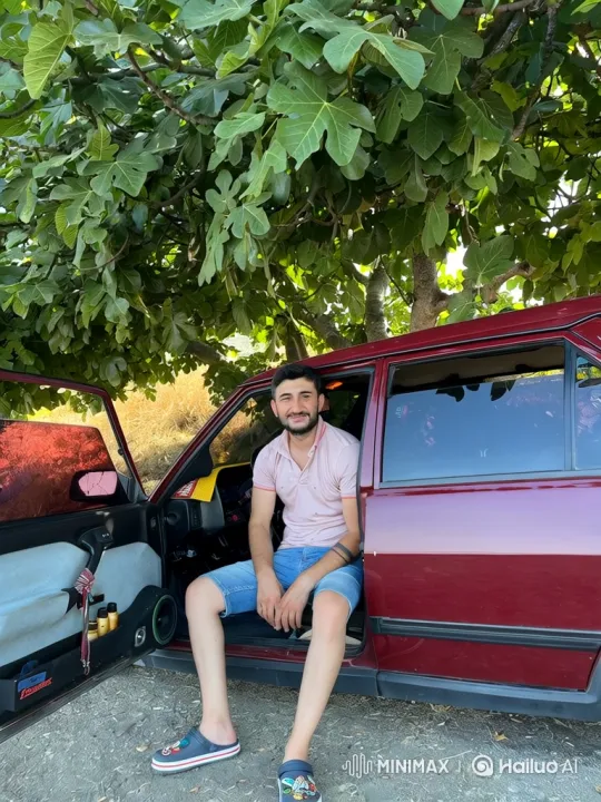 Father and Daughter Share Joyful Moment in Parked Car – AI Generated Video | Hailuo AI