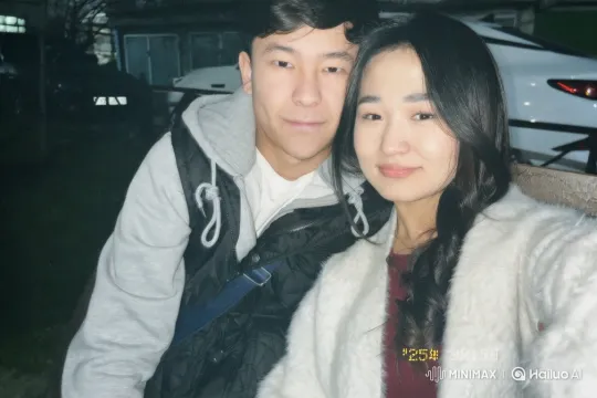 Couple Embraces Daughter in Intimate Family Moment – AI Generated Video | Hailuo AI