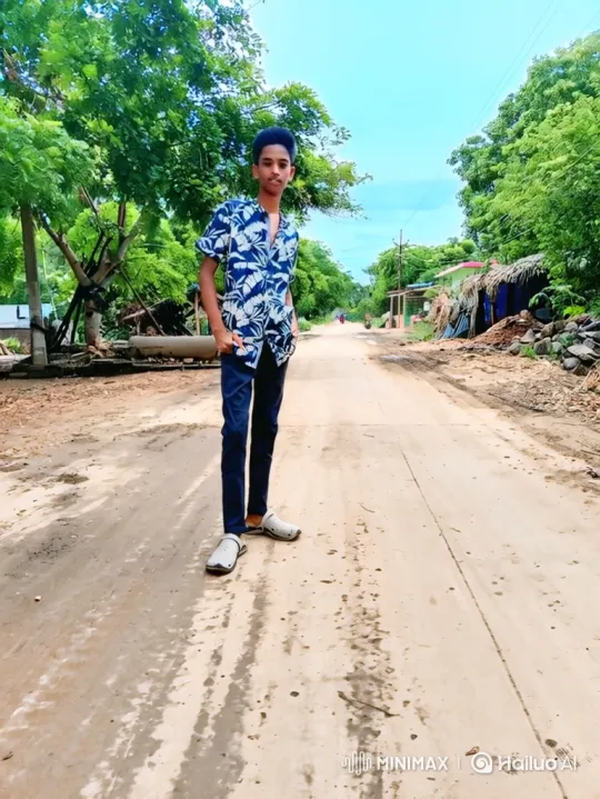 Young Man Meets Older Gentleman by Rolls-Royce on Country Road – AI Generated Video | Hailuo AI