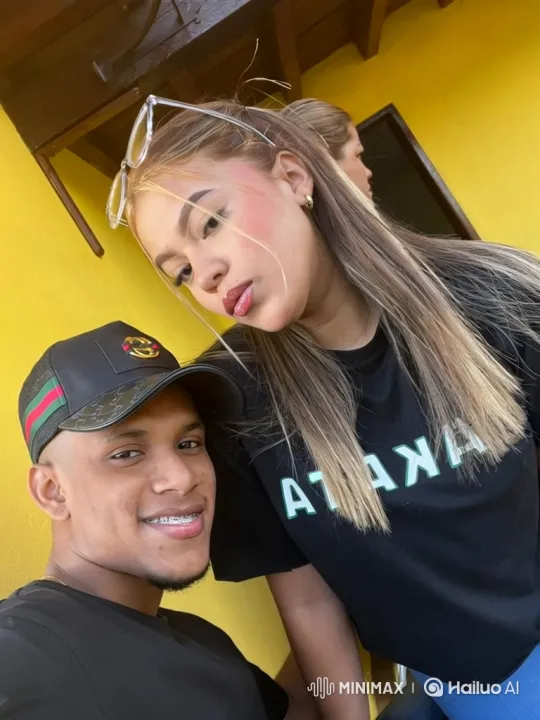 Family Embrace Captured in Serene Park Setting – AI Generated Video | Hailuo AI