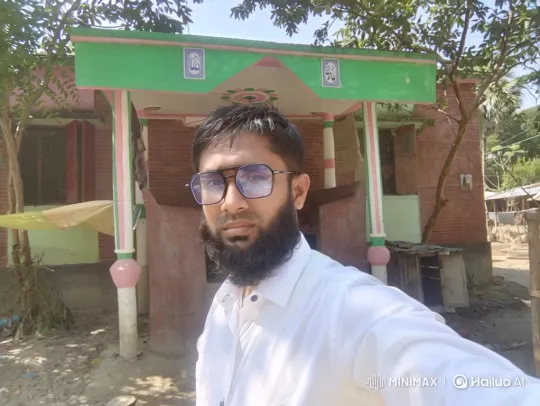 Man Takes Selfie in Front of House, Smiles – AI Generated Video | Hailuo AI