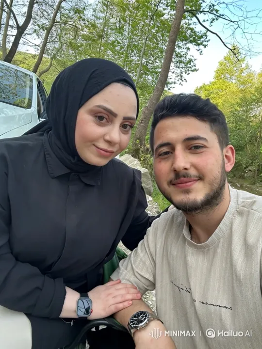 Young Family Embraces in a Loving Moment – AI Generated Video | Hailuo AI