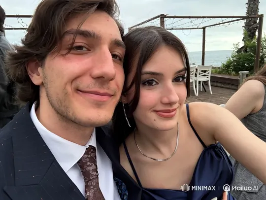 Family Embrace Captured on Summer Patio – AI Generated Video | Hailuo AI
