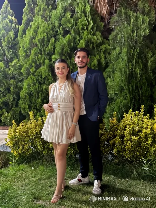 Family Embrace Captured on a Summer Evening – AI Generated Video | Hailuo AI