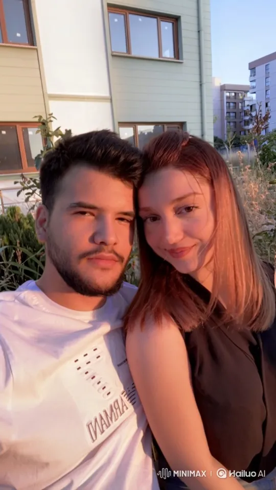 Calm Couple in Intimate Sunlit Portrait – AI Generated Video | Hailuo AI