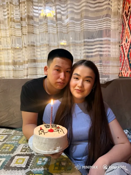 Couple and Daughter Share Loving Embrace in Nighttime Video – AI Generated Video | Hailuo AI