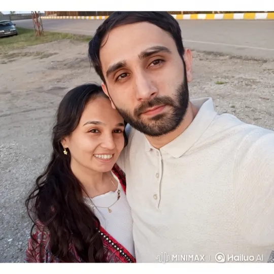Couple Embraces Their Infant in Loving Hug – AI Generated Video | Hailuo AI