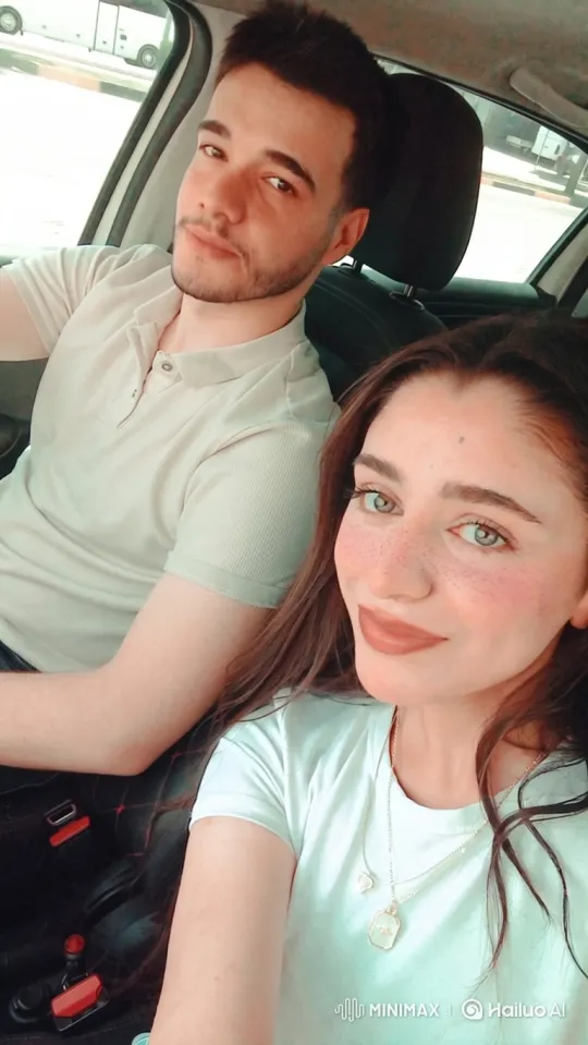 Young Family's Joyful Reunion Captured on Vertical Video – AI Generated Video | Hailuo AI