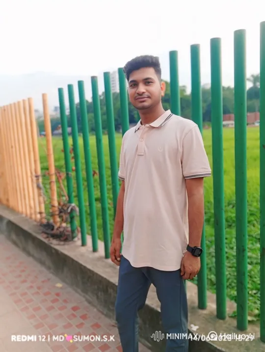 Young Couple Shares Tender Moment in Golden Hour Park – AI Generated Video | Hailuo AI