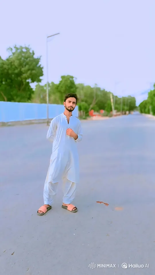 Young Couple Meets on Road, Shares Smiles – AI Generated Video | Hailuo AI