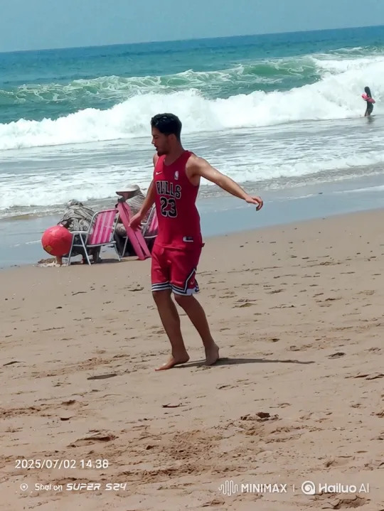 Beach to Earth: A Cinematic Zoom from Shore to Orbit – AI Generated Video | Hailuo AI