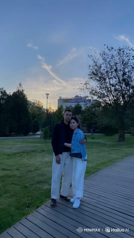 Family Embrace Captured in Park Summer Evening – AI Generated Video | Hailuo AI