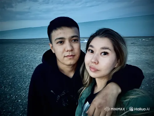 Family Embrace Captured in Realistic iPhone Video – AI Generated Video | Hailuo AI