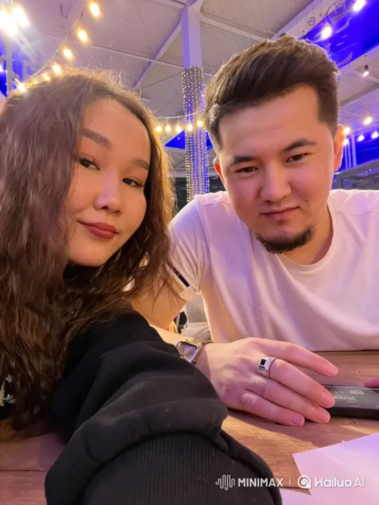 Family Moment Captured: Young Couple and Daughter Embrace – AI Generated Video | Hailuo AI