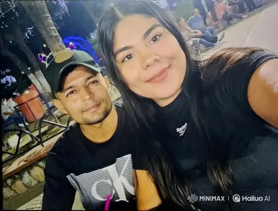 Family Portrait: Intimate Moment Captured in Cozy Living Room – AI Generated Video | Hailuo AI