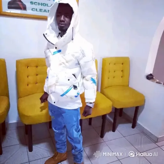 Young Man Enters Luxury Car in Nighttime Scene – AI Generated Video | Hailuo AI