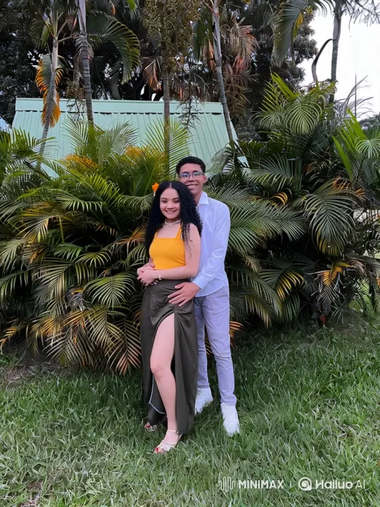 Family Embraces Joy in Tropical Paradise – AI Generated Video | Hailuo AI