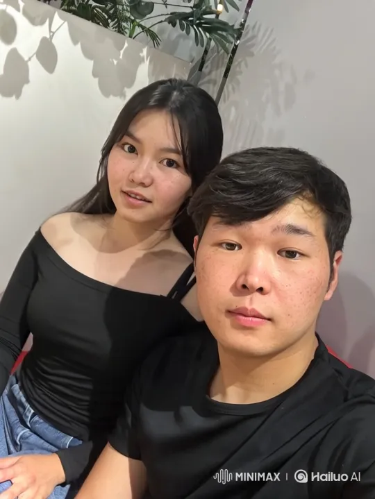 Young Family's Loving Embrace Captured on Video – AI Generated Video | Hailuo AI
