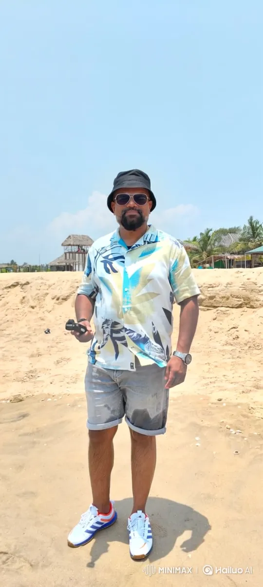 Indian PM Modi Meets Man on Sandy Beach – AI Generated Video | Hailuo AI