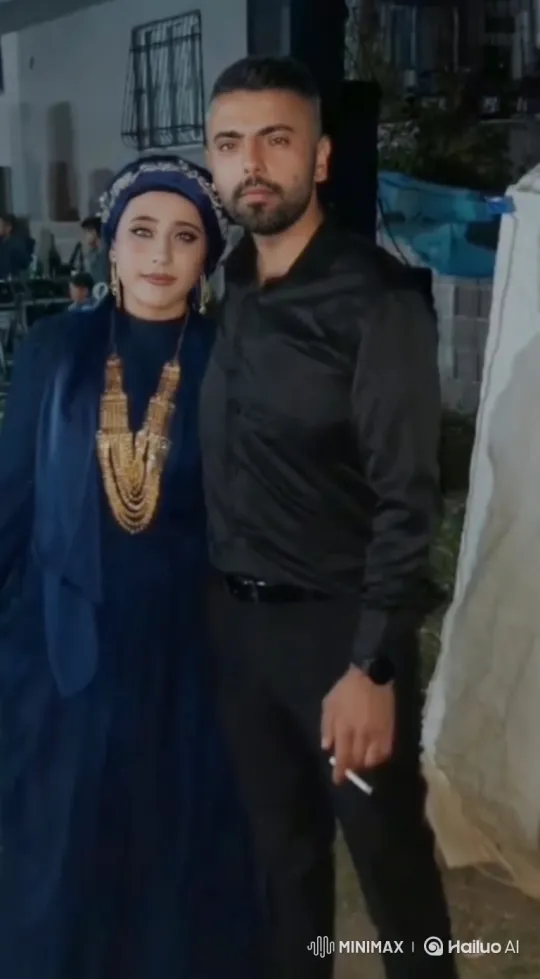 Family Embrace Captured on a Summer Evening – AI Generated Video | Hailuo AI