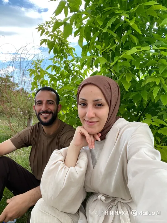 Family Reunion and Loving Embrace on a Lawn – AI Generated Video | Hailuo AI