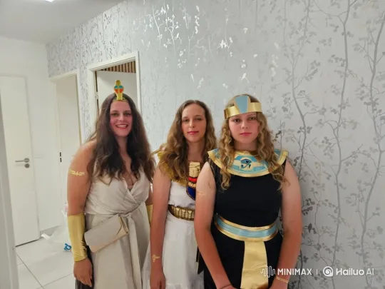 Egyptian-Inspired Dance Performance by Three Women – AI Generated Video | Hailuo AI