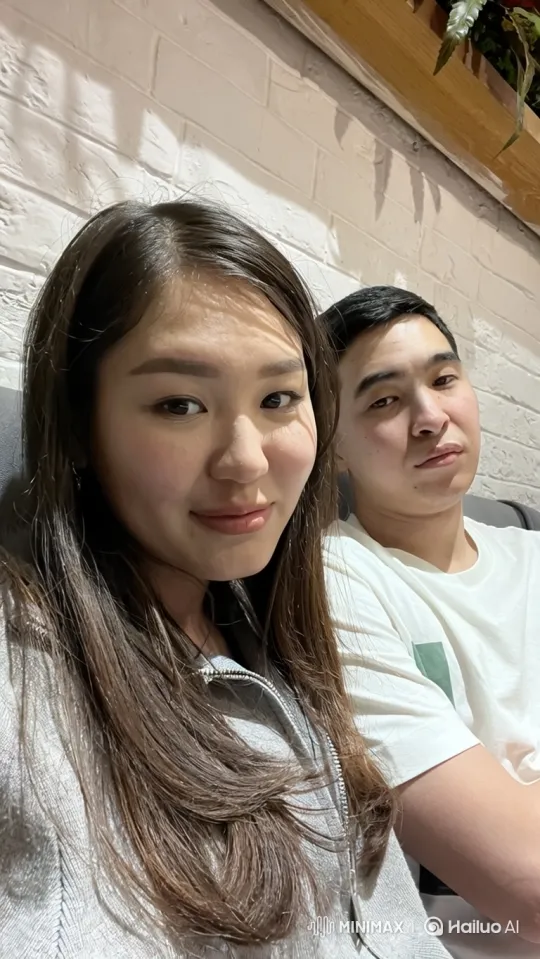 Family Embrace Captured in a Heartwarming Video – AI Generated Video | Hailuo AI