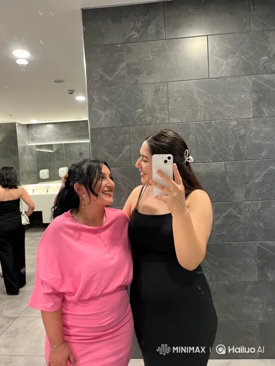 Friendship Blossoms into Motherhood: Mirror Selfie – AI Generated Video | Hailuo AI