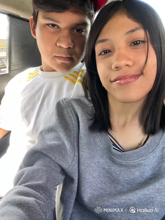Young Family Captures Candid Nighttime Selfie – AI Generated Video | Hailuo AI