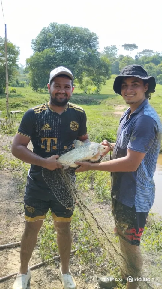 Two Men Share Tender Kiss with a Fish in Sunny Field – AI Generated Video | Hailuo AI