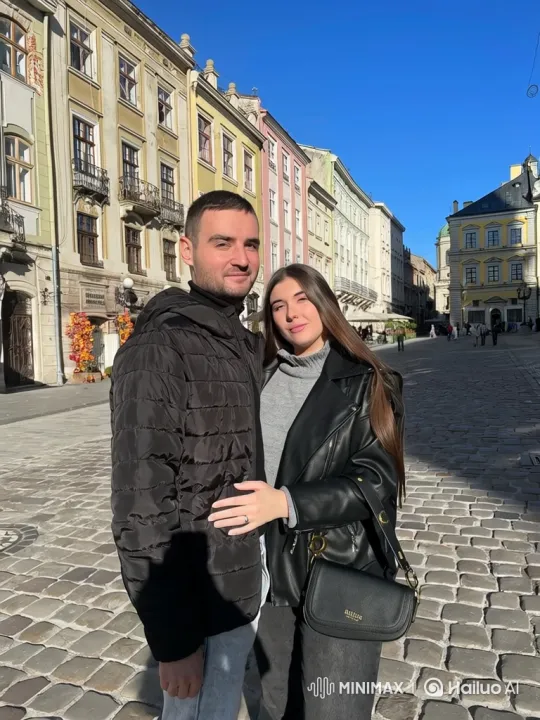 Family Captured in Joyful Evening Selfie – AI Generated Video | Hailuo AI