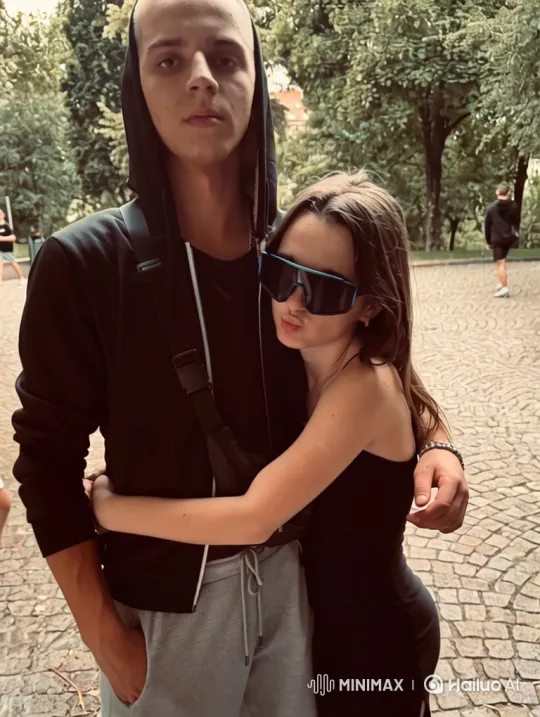 Family Embrace Captured on Summer Evening's Golden Light – AI Generated Video | Hailuo AI